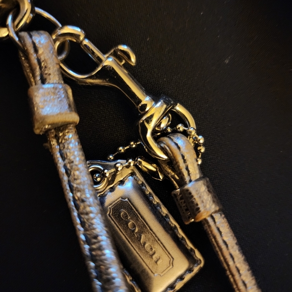 Coach Poppy Graffiti Floral Wristlet Wallet - Picture 11 of 15